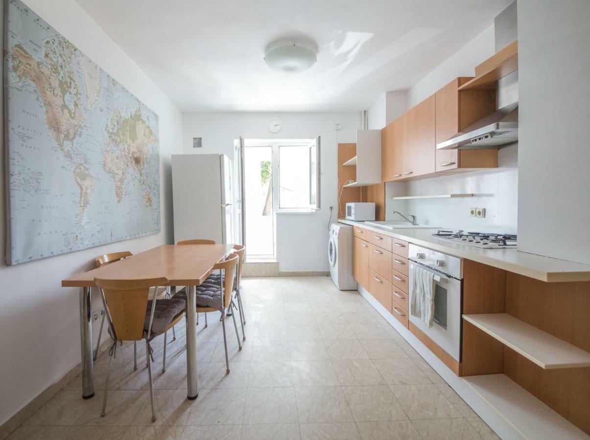 Unirii Cozy Apartment By Olala Homes 부쿠레슈티 외부 사진